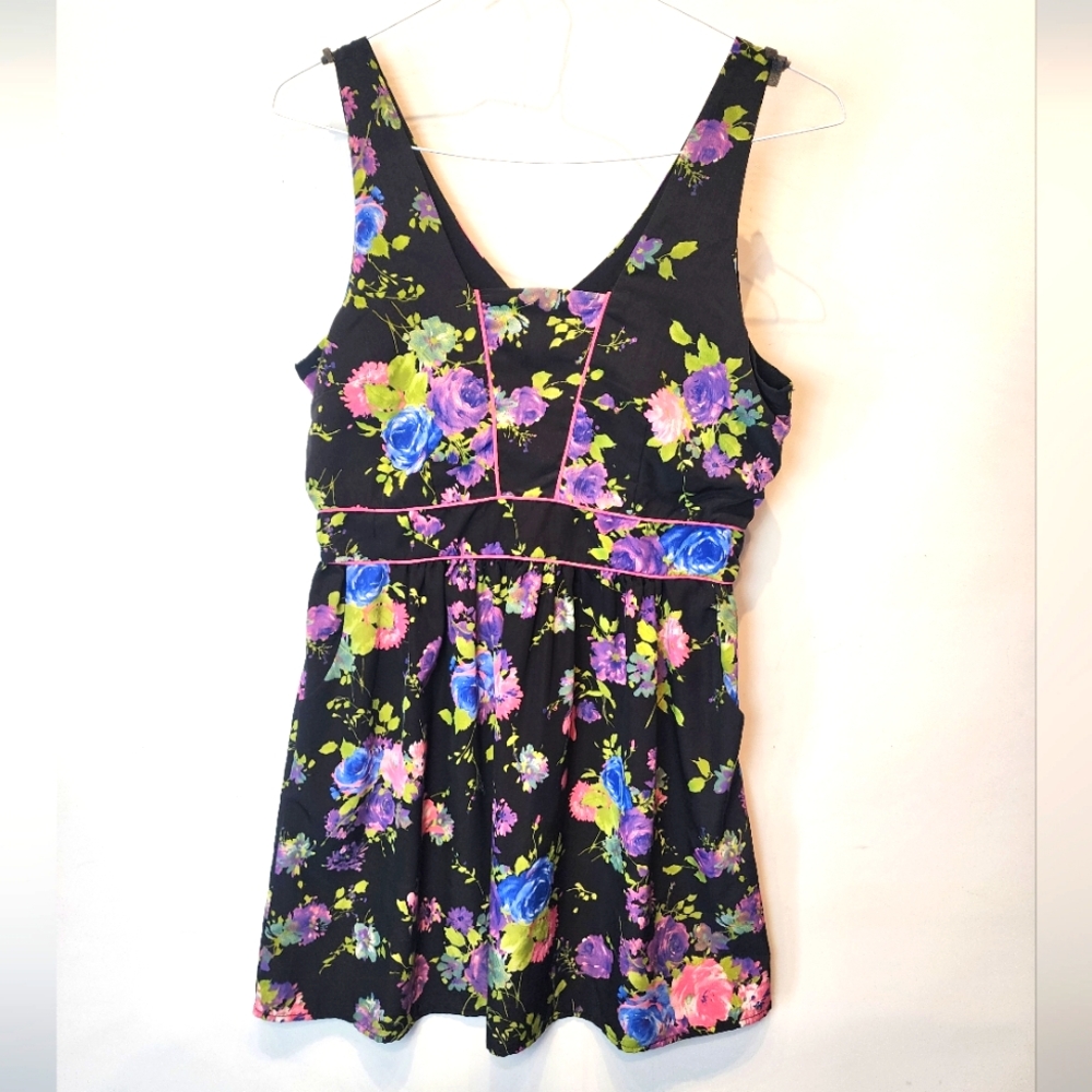 One Clothing Black Floral Sun Dress Size‎ XL